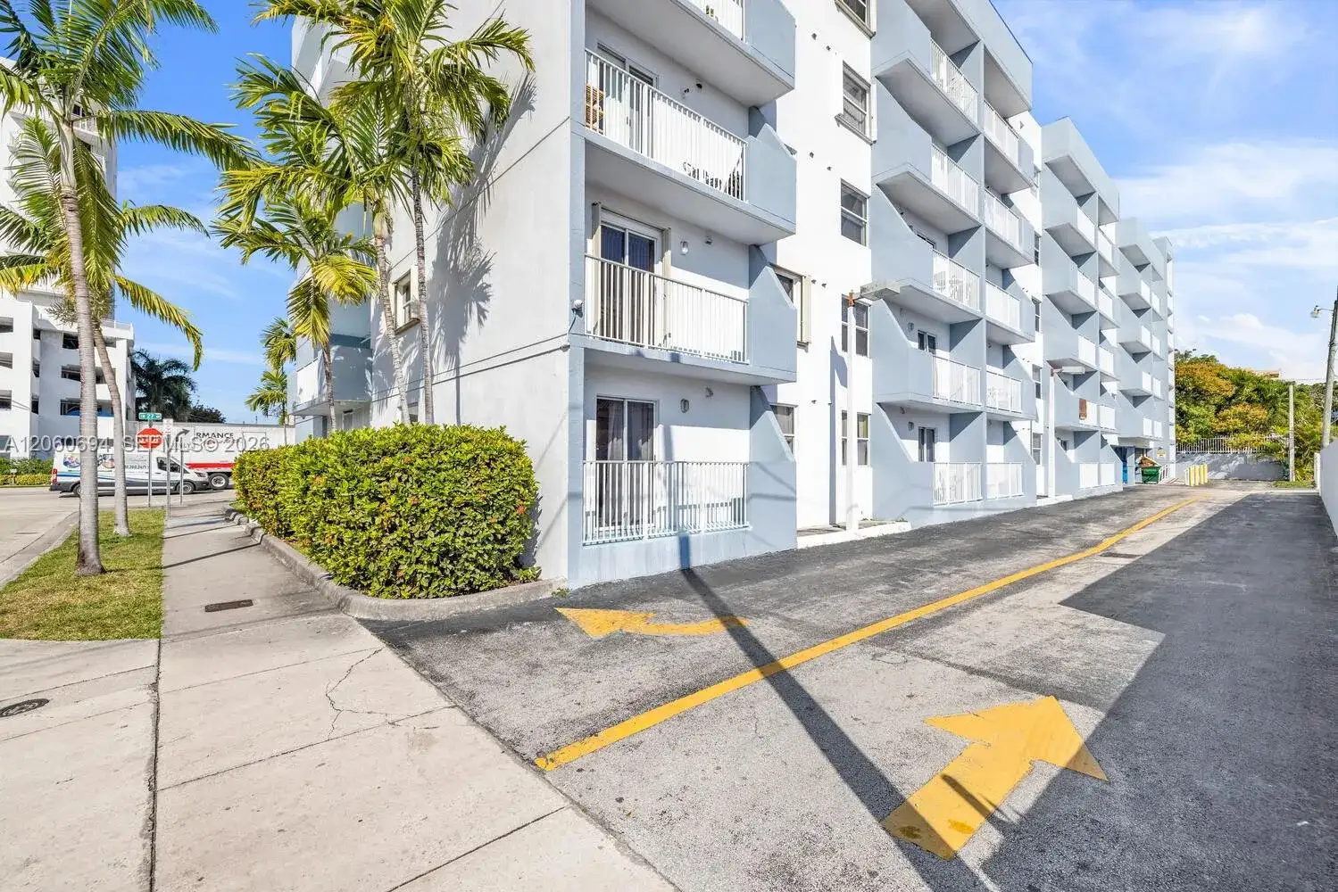 2575 SW 27th Ave # 111, Miami FL 33133 photo 2