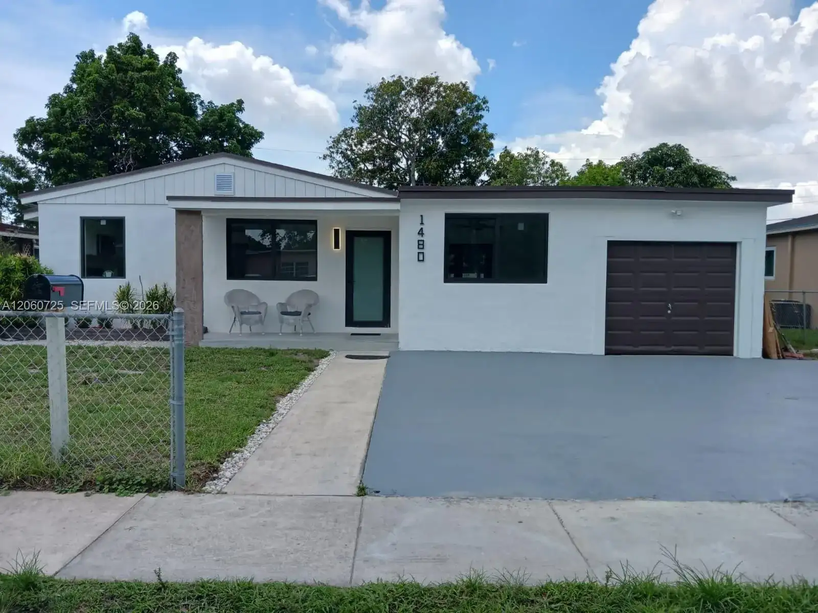 1480 NE 157th St, North Miami Beach FL 33162 photo 2