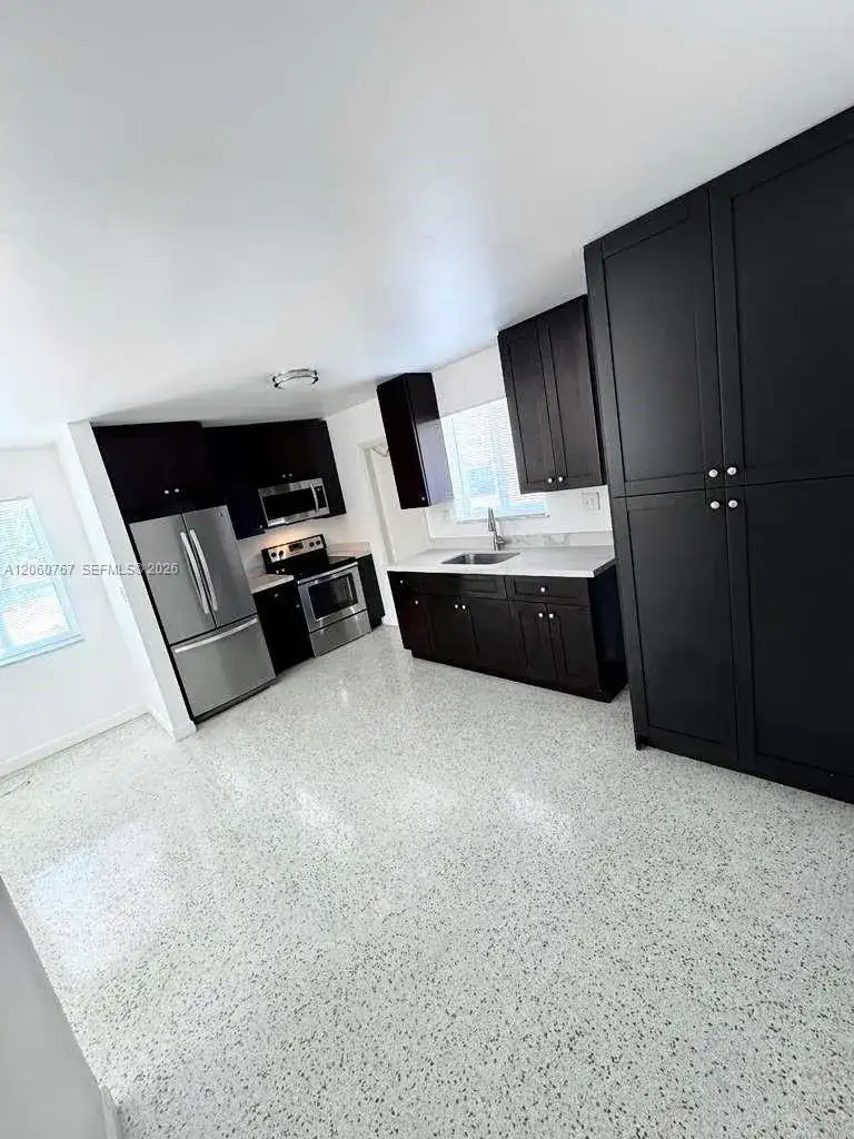 626 W 17th St # 626, Hialeah FL 33010 photo 4