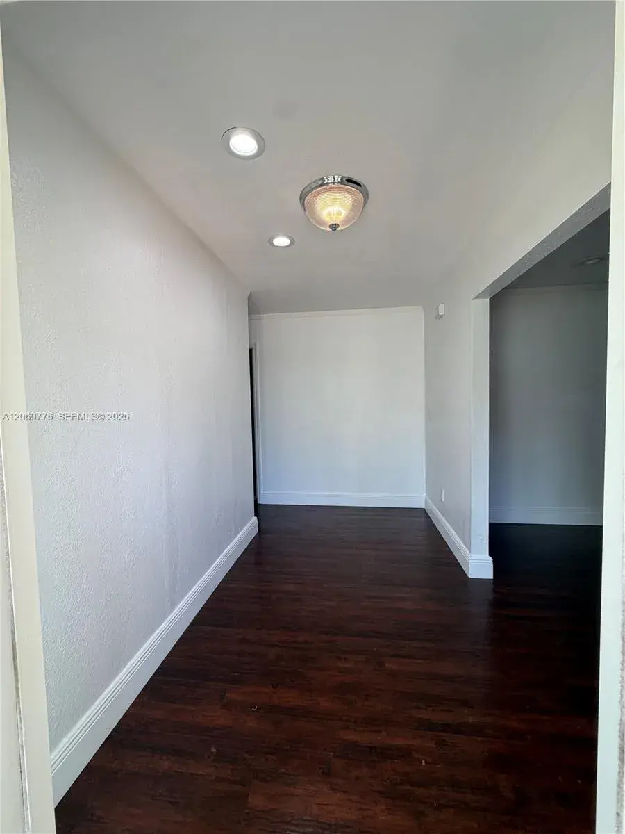 6305 Marlin Dr, Coral Gables FL 33158