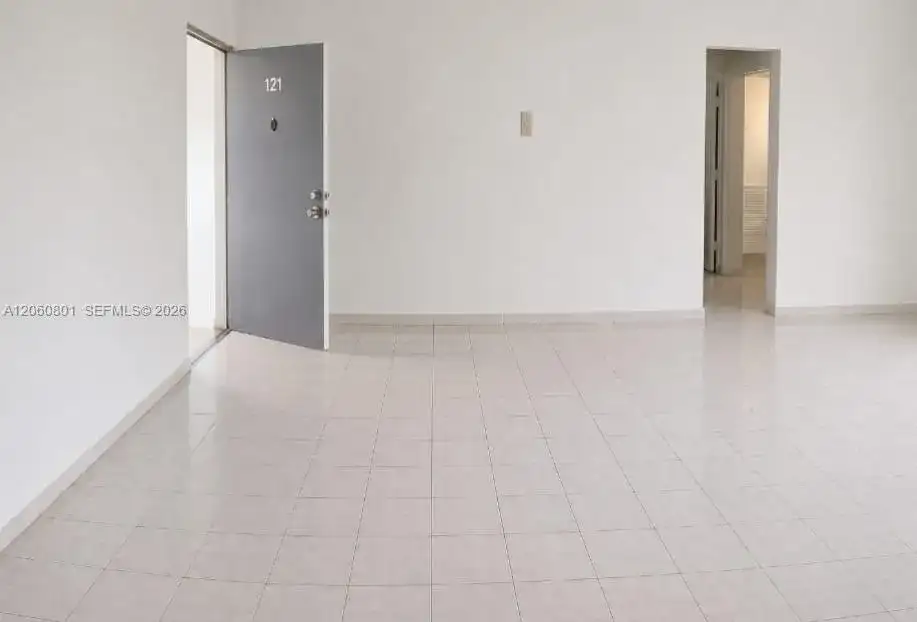 13500 NE 3rd Ct # 121, North Miami FL 33161 photo 4