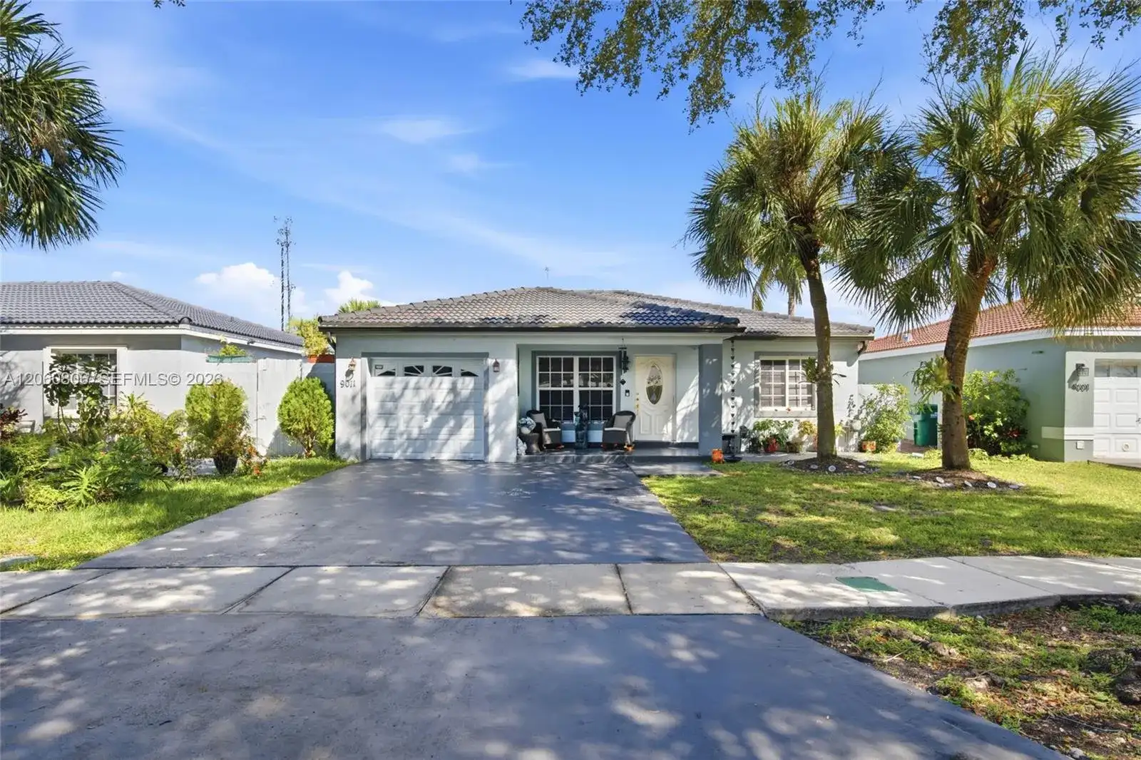 9011 NW 193rd Ter, Hialeah FL 33018 photo 3