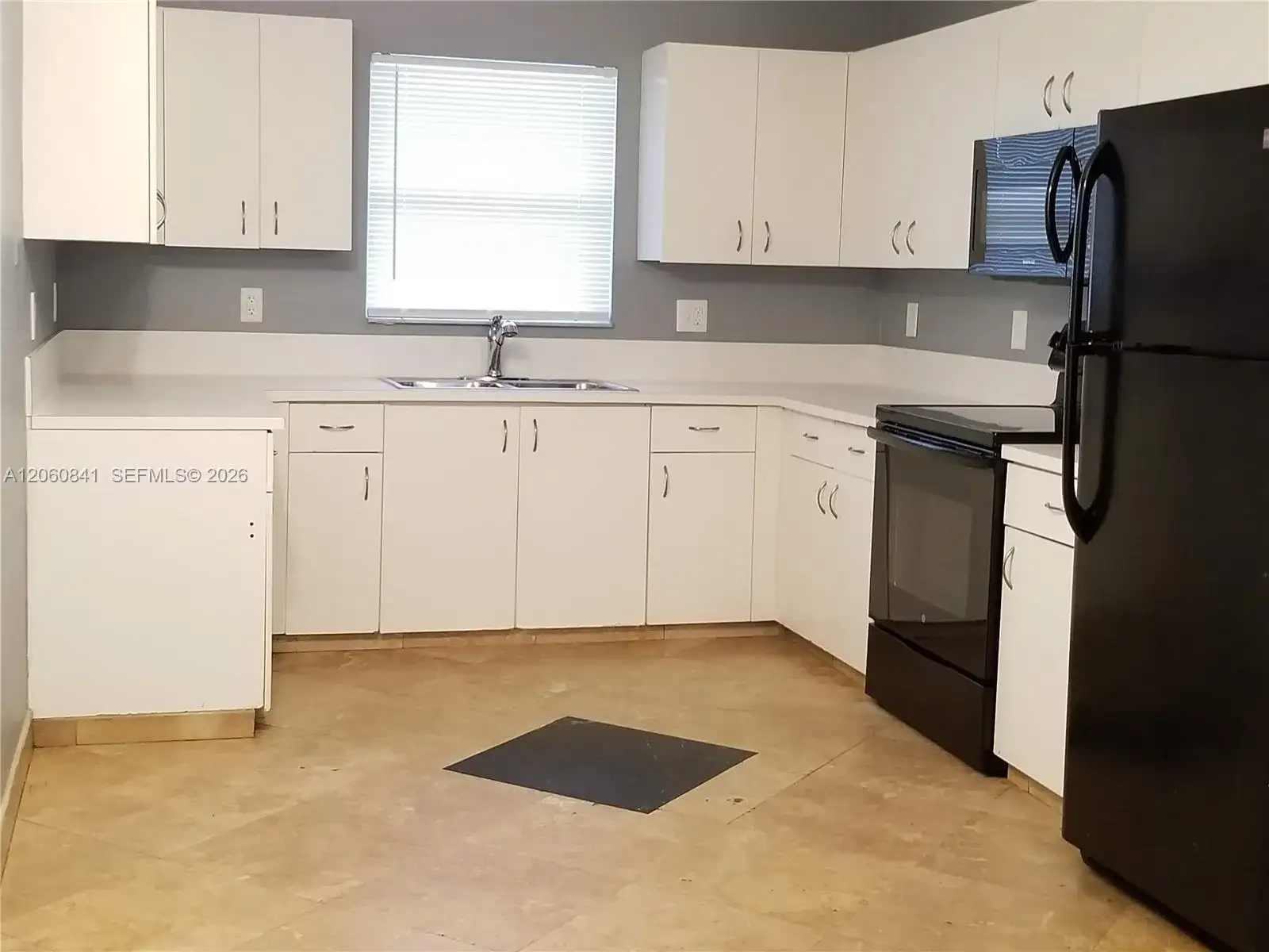 2761 NW 6th St # 2761, Pompano Beach FL 33069 photo 4