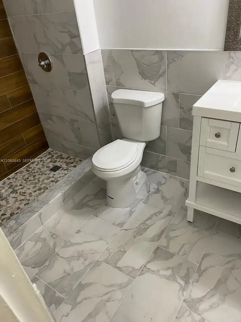 4450 NW 79th Ave # 1C, Doral FL 33166 photo 5