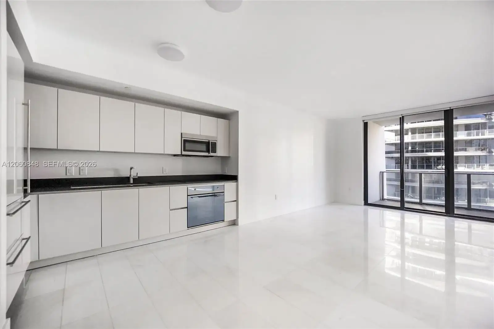 1010 Brickell Ave # 2708, Miami FL 33131 photo 2
