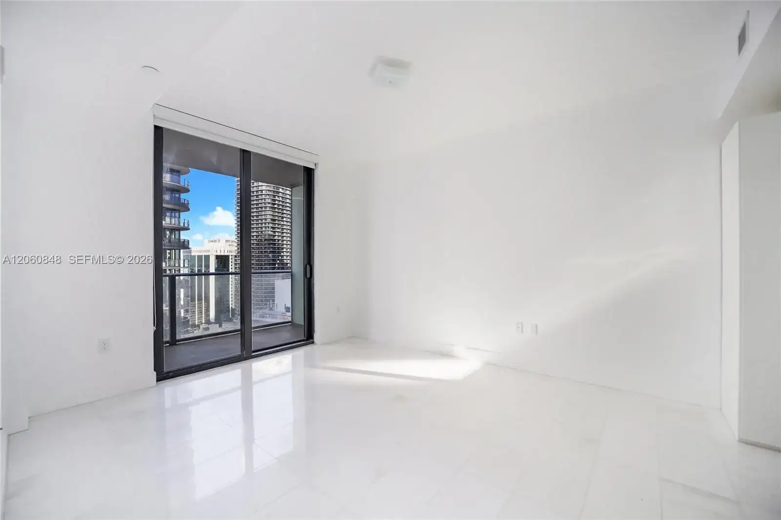 1010 Brickell Ave # 2708, Miami FL 33131 photo 5
