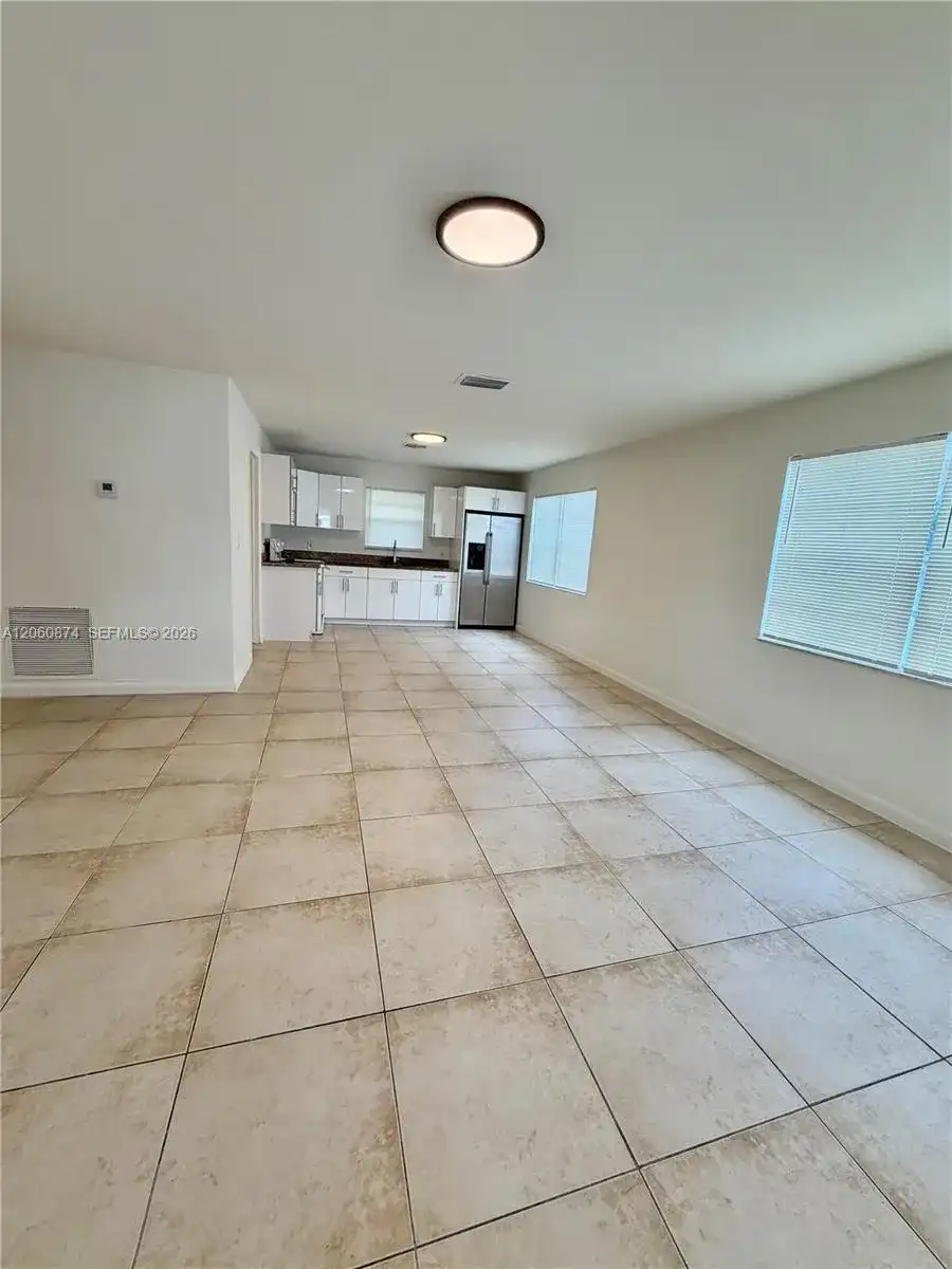 4073 SW 52nd St # s, Dania Beach FL 33314