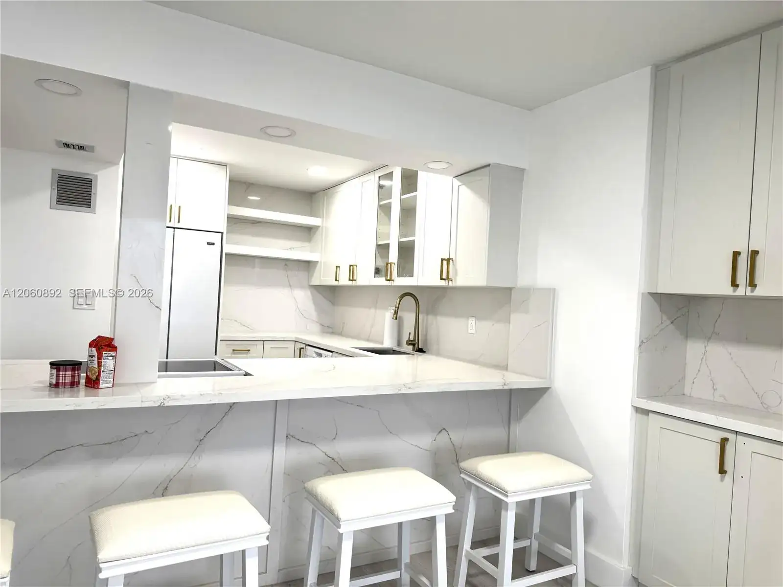 3140 S Ocean Dr # 2403, Hallandale Beach FL 33009 photo 4