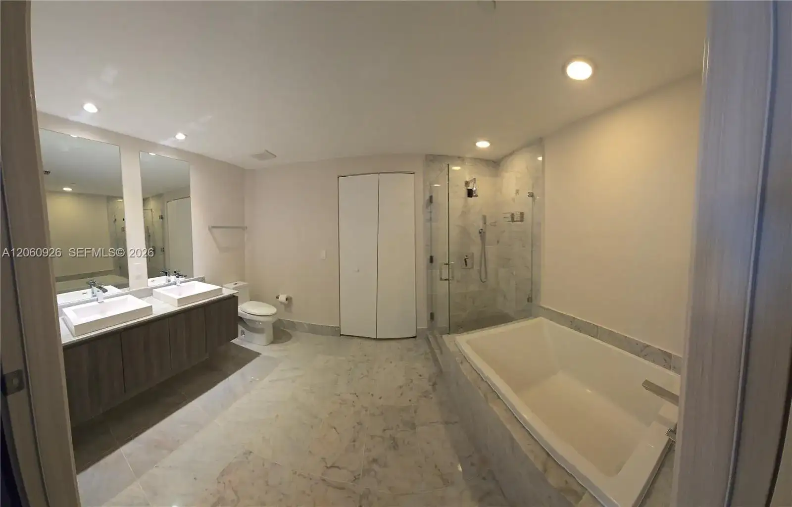 801 S Miami Ave # 2205, Miami FL 33130 photo 2