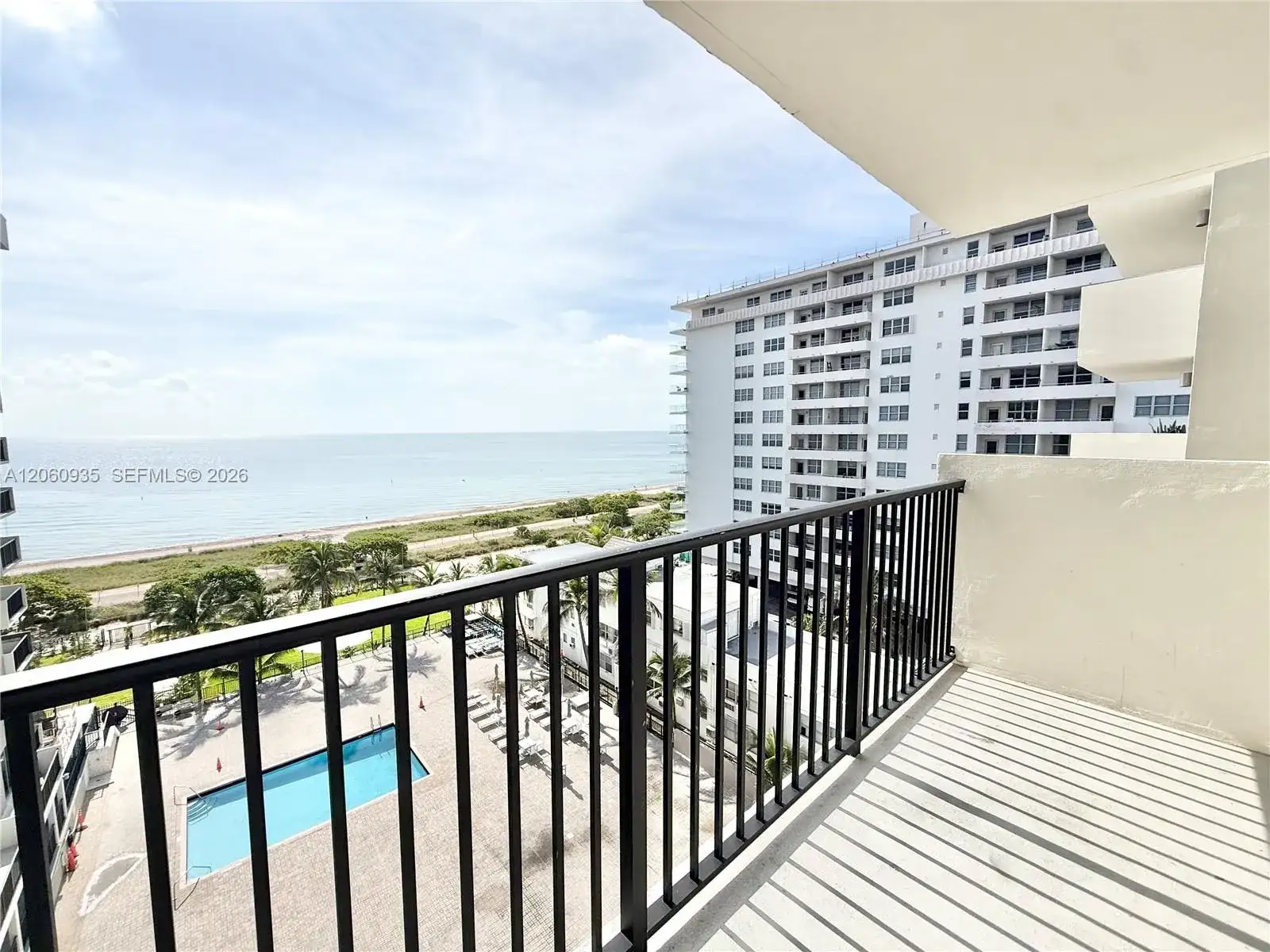 9273 Collins Ave # 811, Surfside FL 33154 photo 2