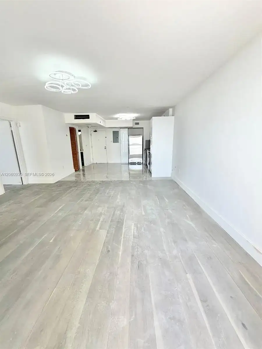 9273 Collins Ave # 811, Surfside FL 33154 photo 4