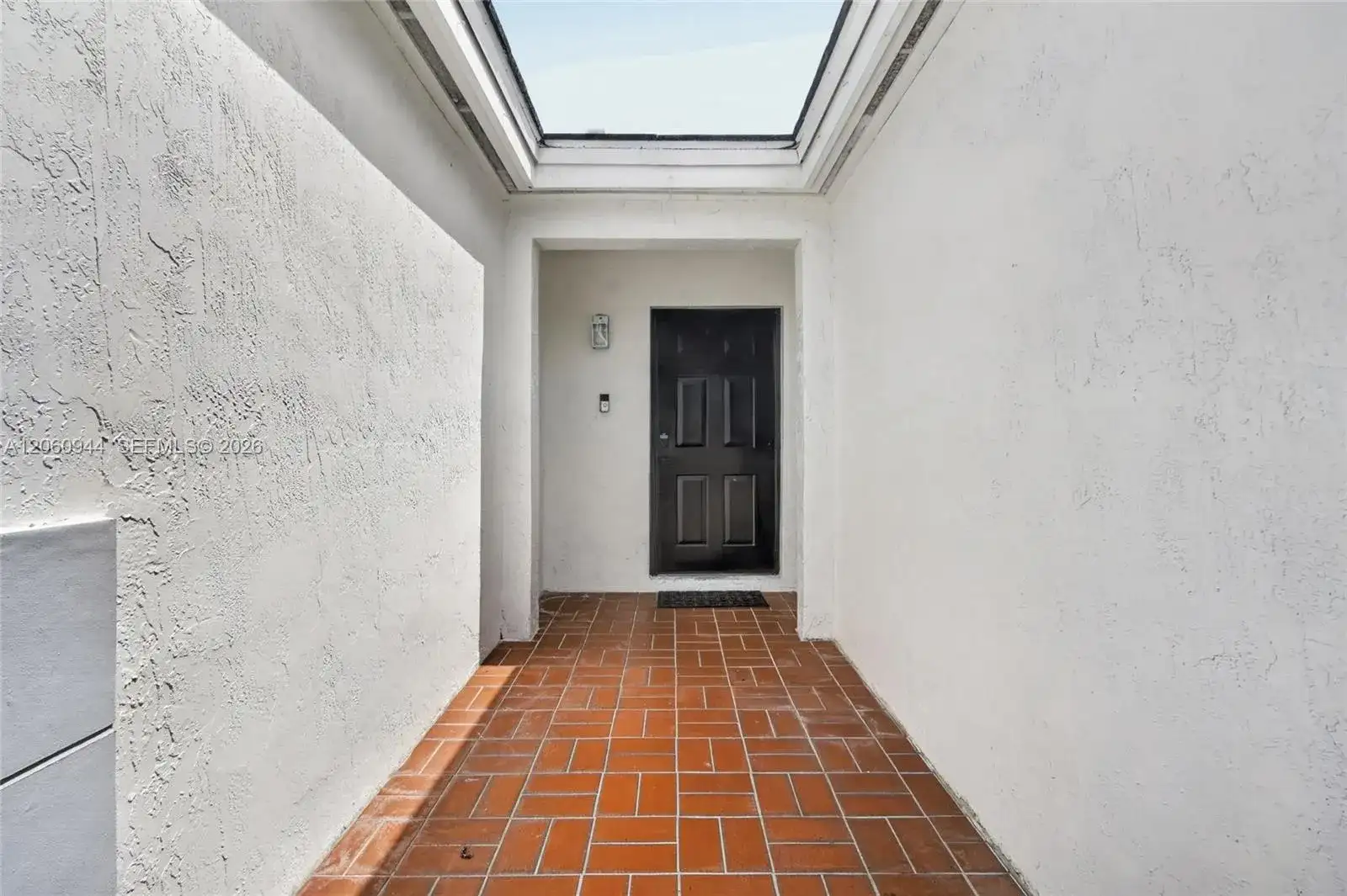15772 SW 74th Ln, Miami FL 33193 photo 2