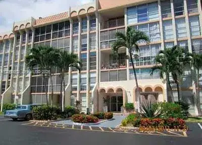 851 Three Islands Blvd # 108, Hallandale Beach FL 33009