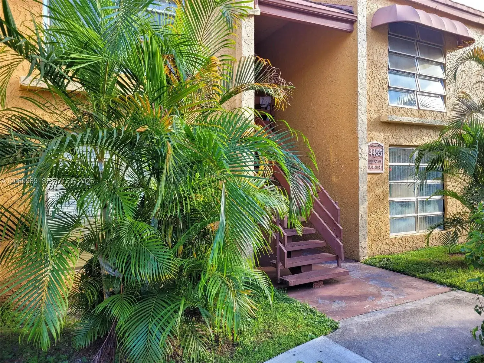 4455 Treehouse Ln # A, Tamarac FL 33319 photo 2