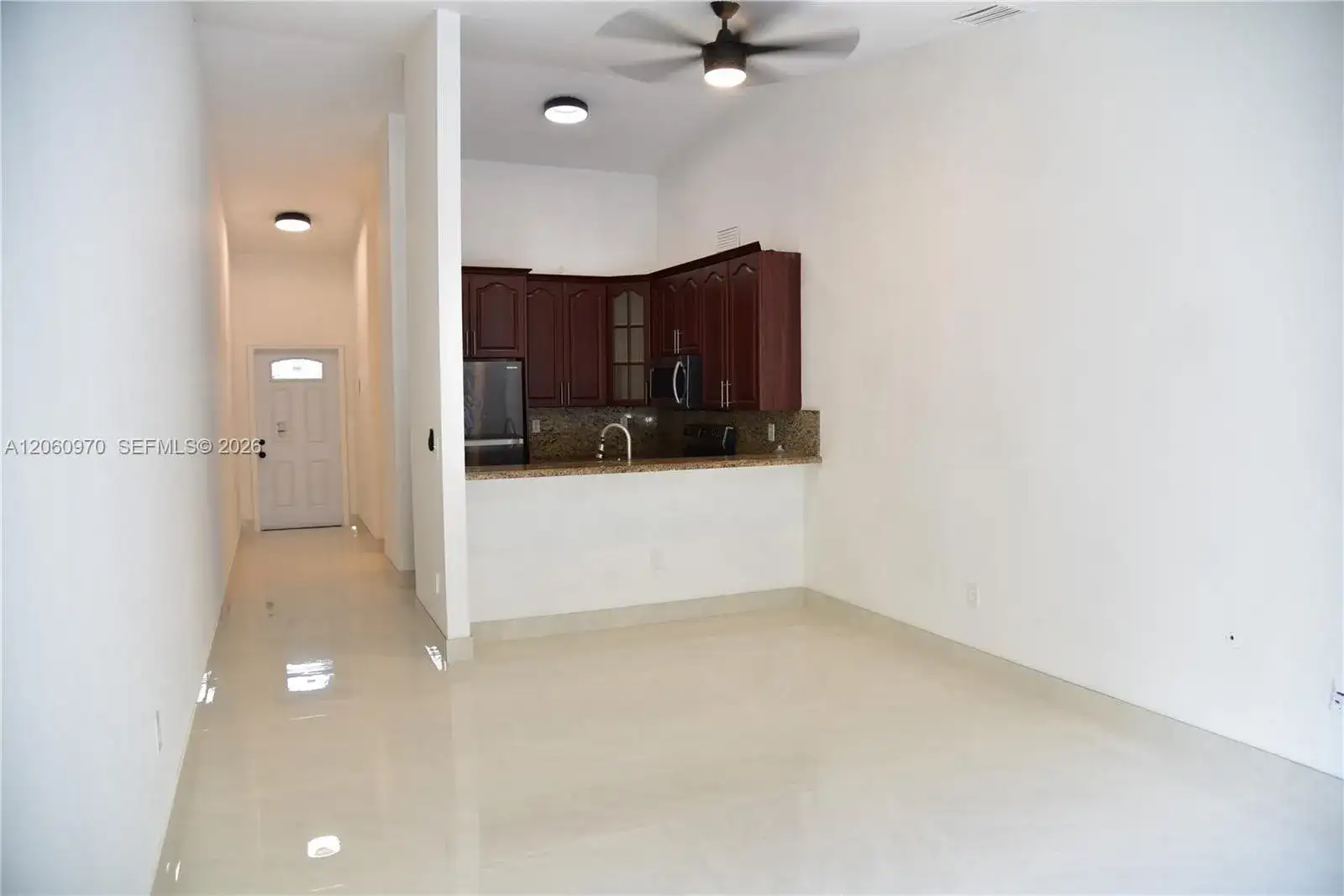 18954 NW 67th Pl # 18954, Hialeah FL 33015 photo 4