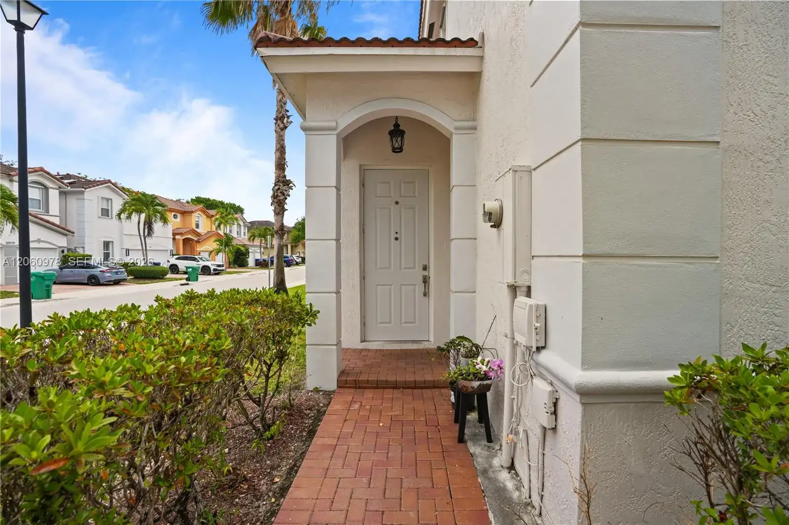 8741 NW 110th Ave, Doral FL 33178 photo 4