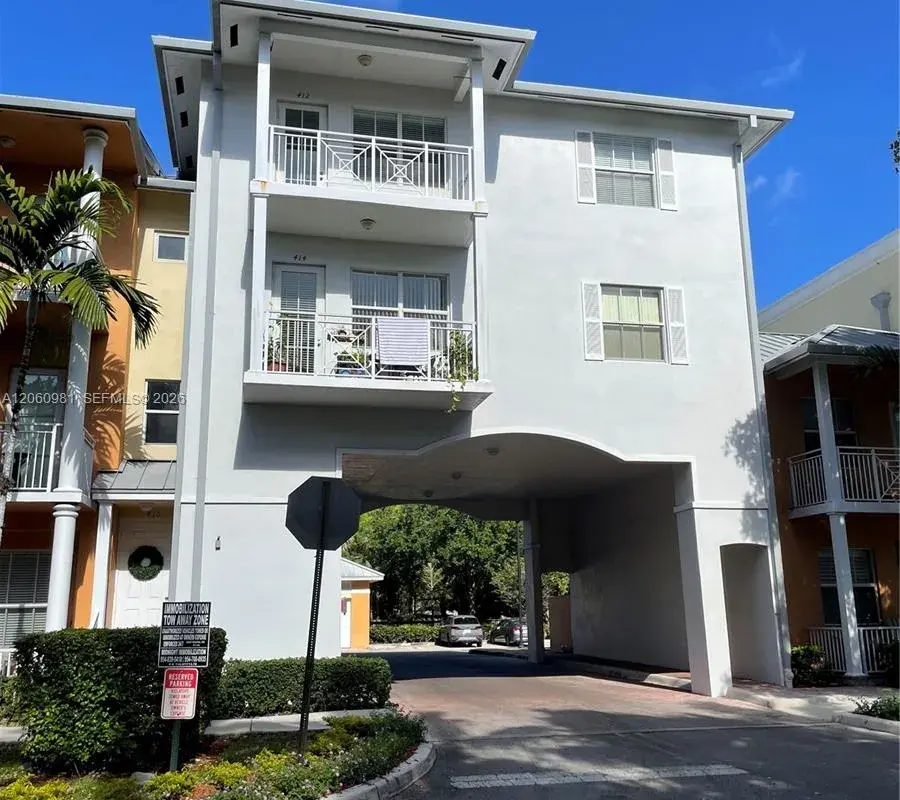 412 SW 13th Ter # 412, Fort Lauderdale FL 33312