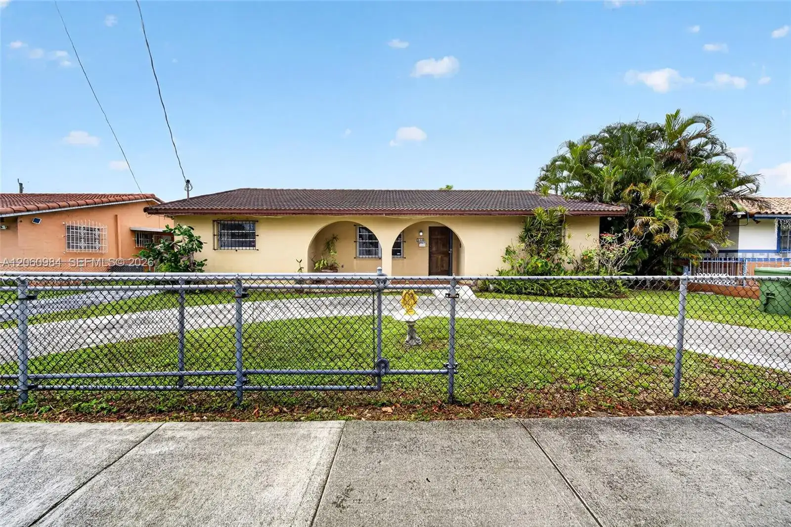 430 SE 7th Ave, Hialeah FL 33010 photo 4