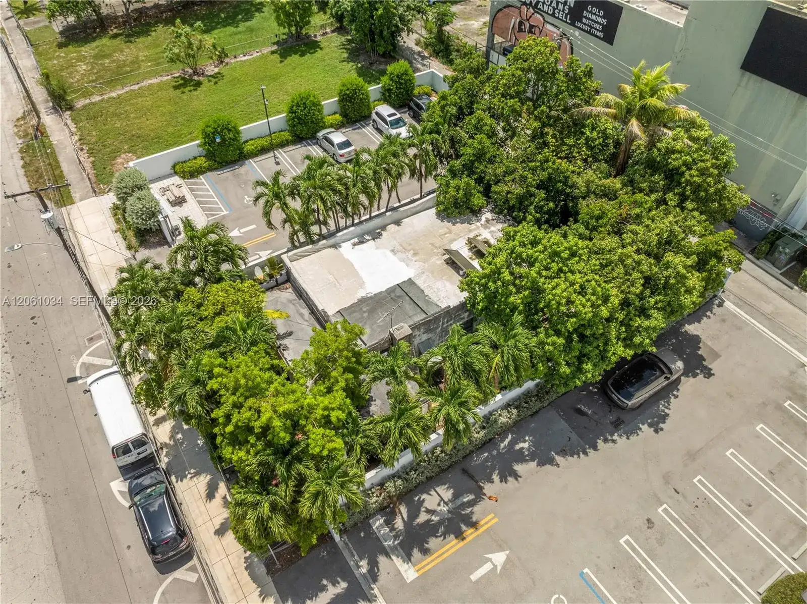 272 NW 37th St, Miami FL 33127 photo 2
