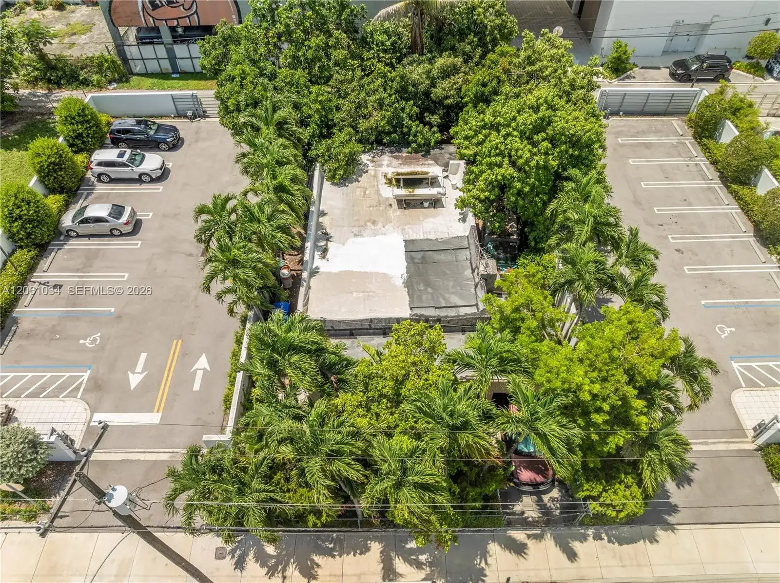 272 NW 37th St, Miami FL 33127 photo 3