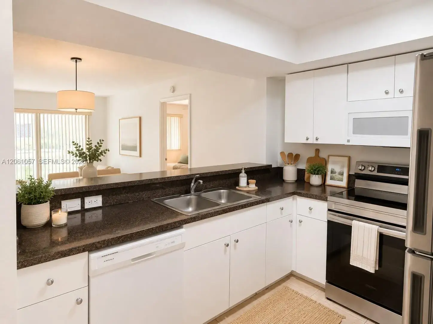 440 S Park # 109, Hollywood FL 33021