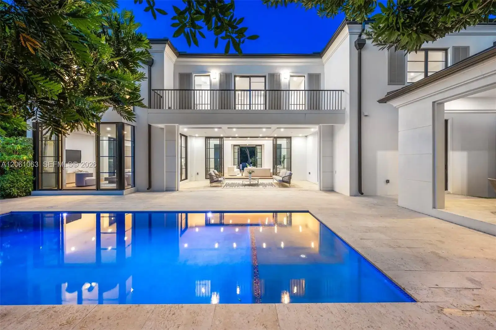 1220 S Alhambra Cir, Coral Gables FL 33146 photo 3