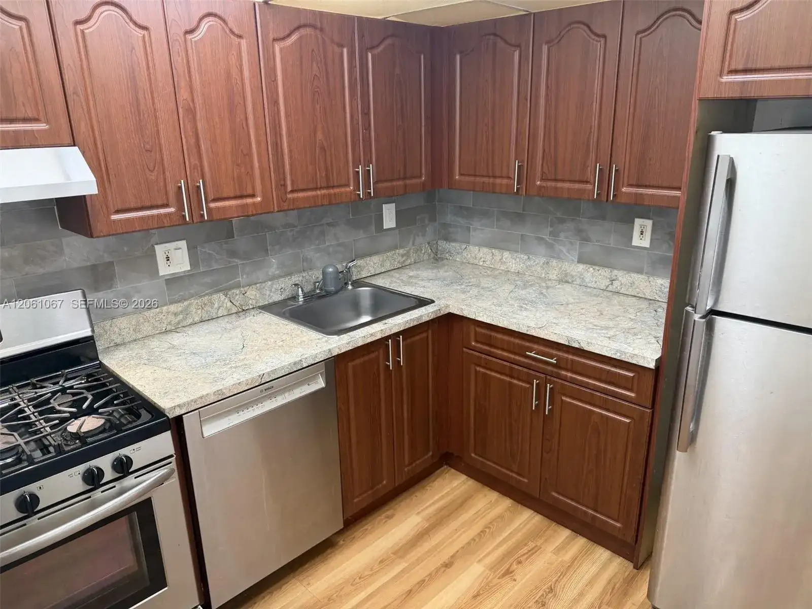 13100 SW 92nd Ave # 316, Miami FL 33176 photo 3