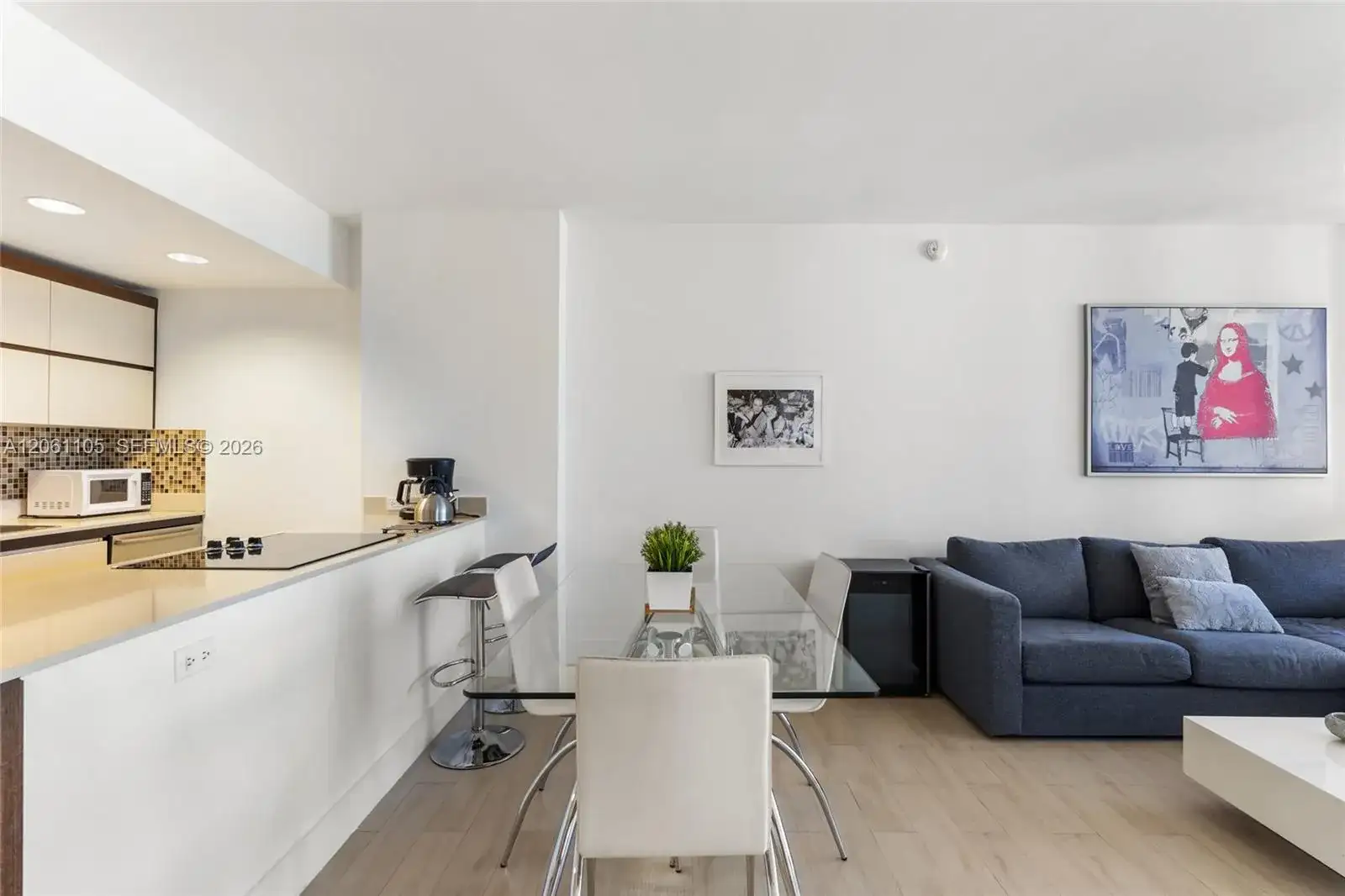 2155 Washington # 401, Miami Beach FL 33139 photo 3