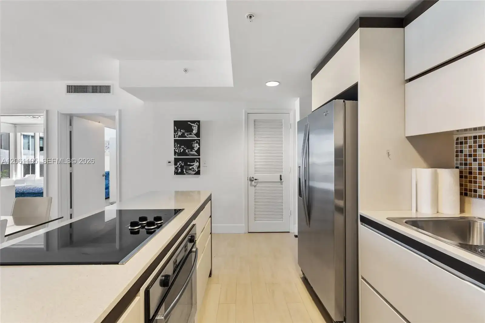 2155 Washington # 401, Miami Beach FL 33139 photo 5