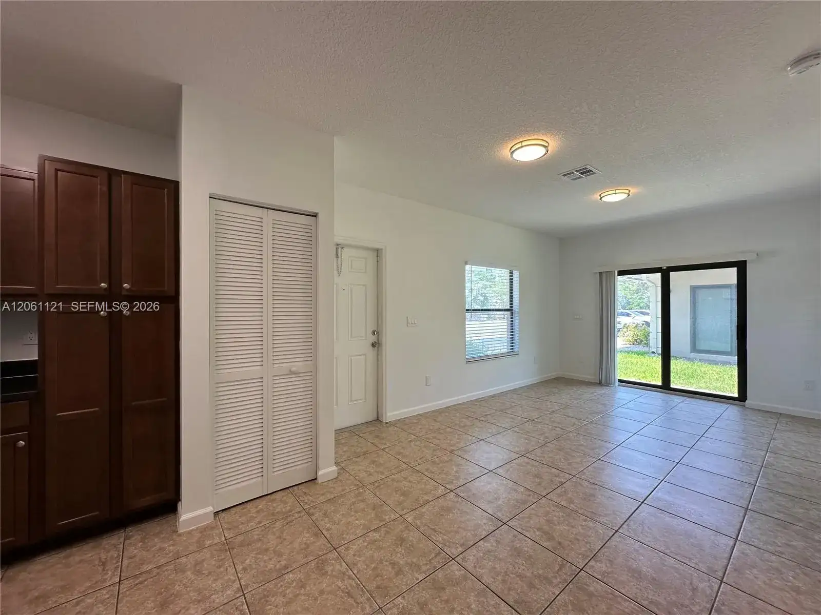 1035 NE 10th Ave # 3, Fort Lauderdale FL 33304 photo 4