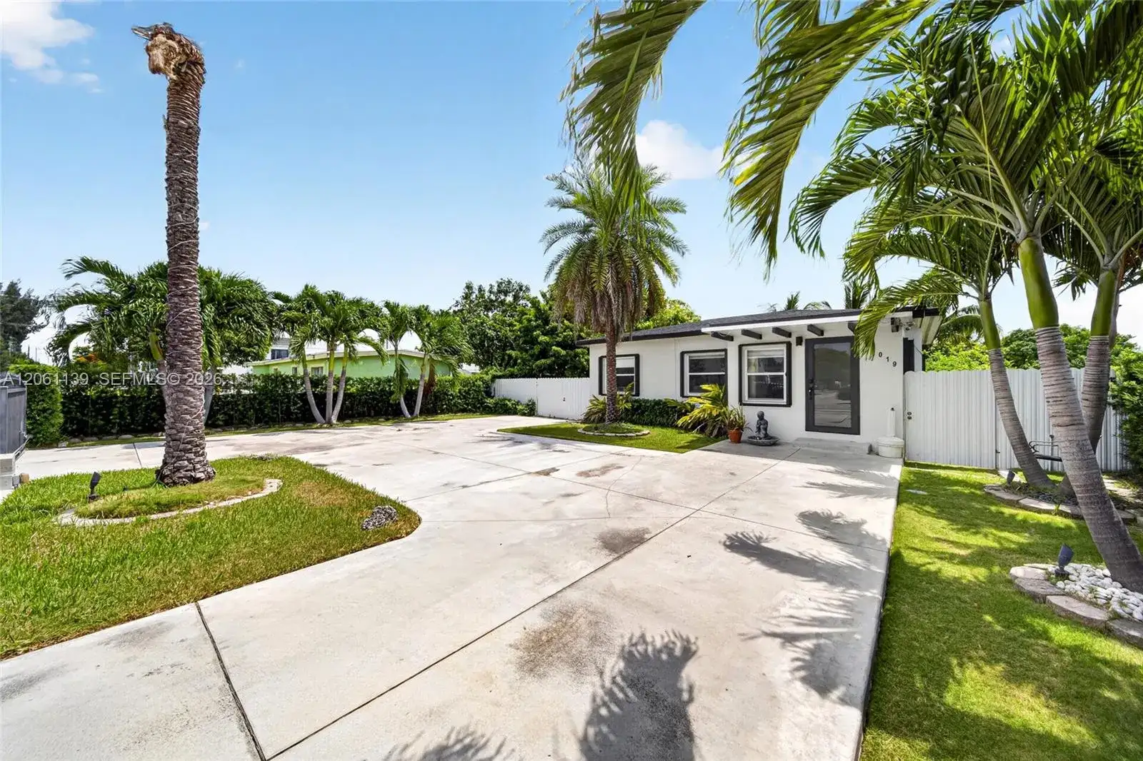 17019 SW 100th Ave, Miami FL 33157 photo 4
