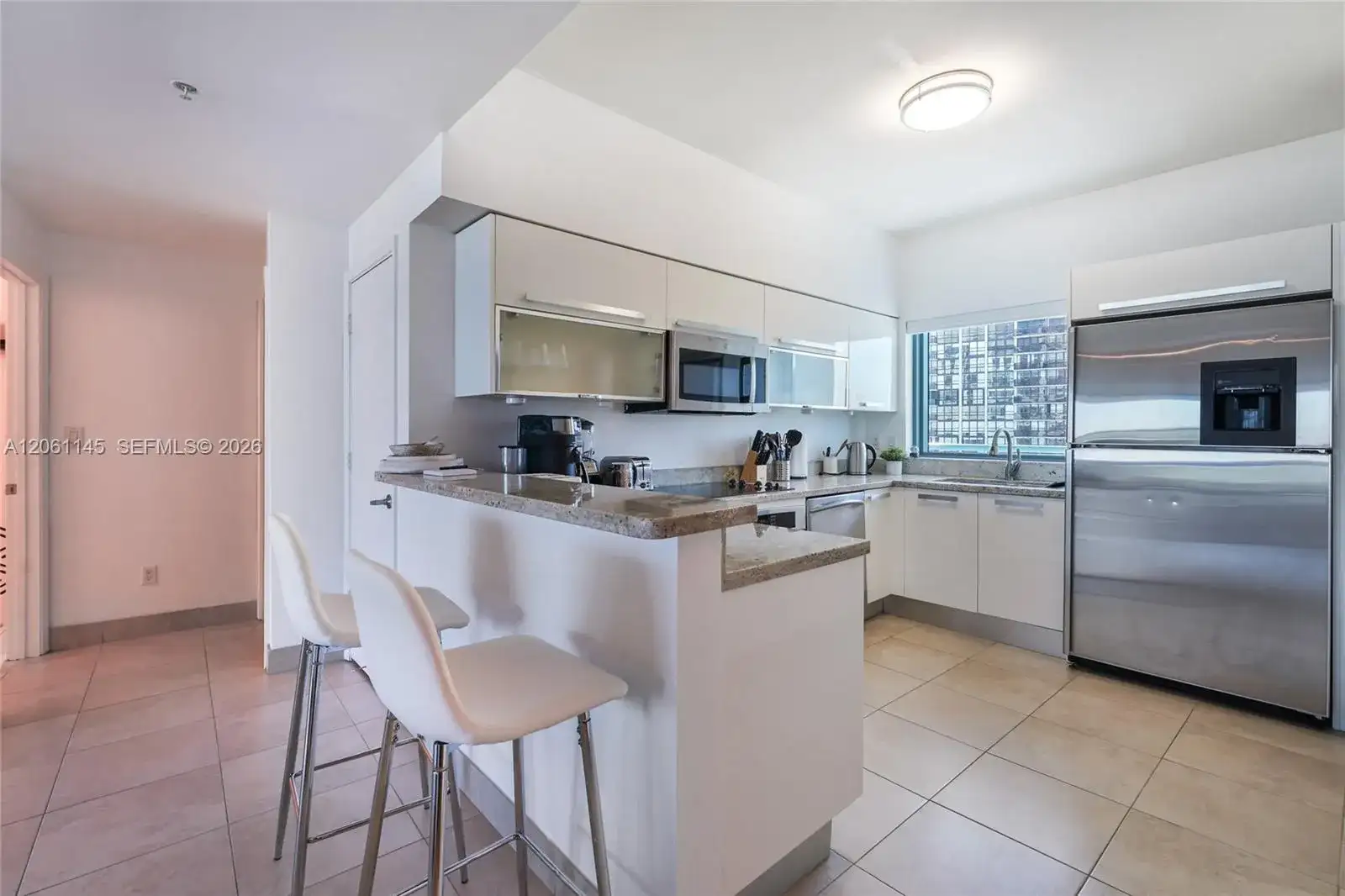 601 NE 36th St # 1106, Miami FL 33137 photo 4