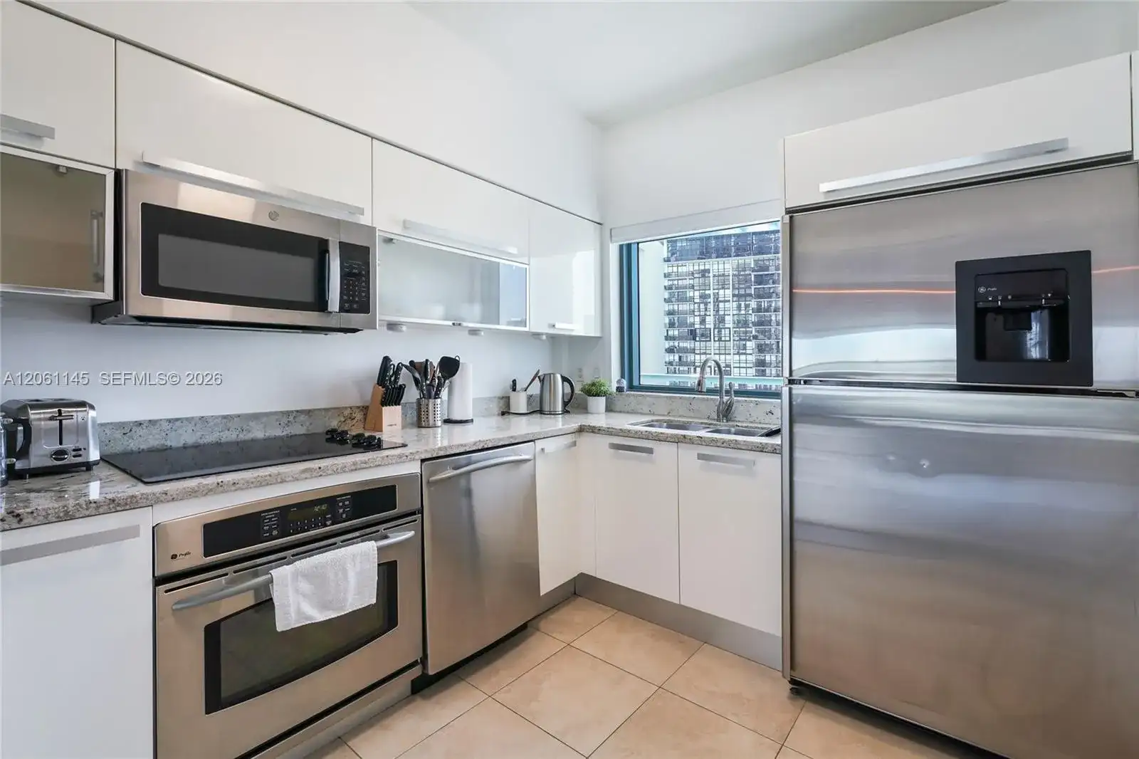 601 NE 36th St # 1106, Miami FL 33137 photo 5