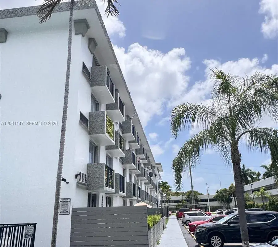 16450 NW 2nd Ave # 207, Miami FL 33169