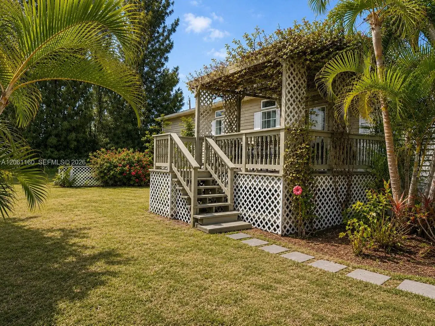 20472 Luettich Ln, Other City - In The State Of Florida FL 33928 photo 2