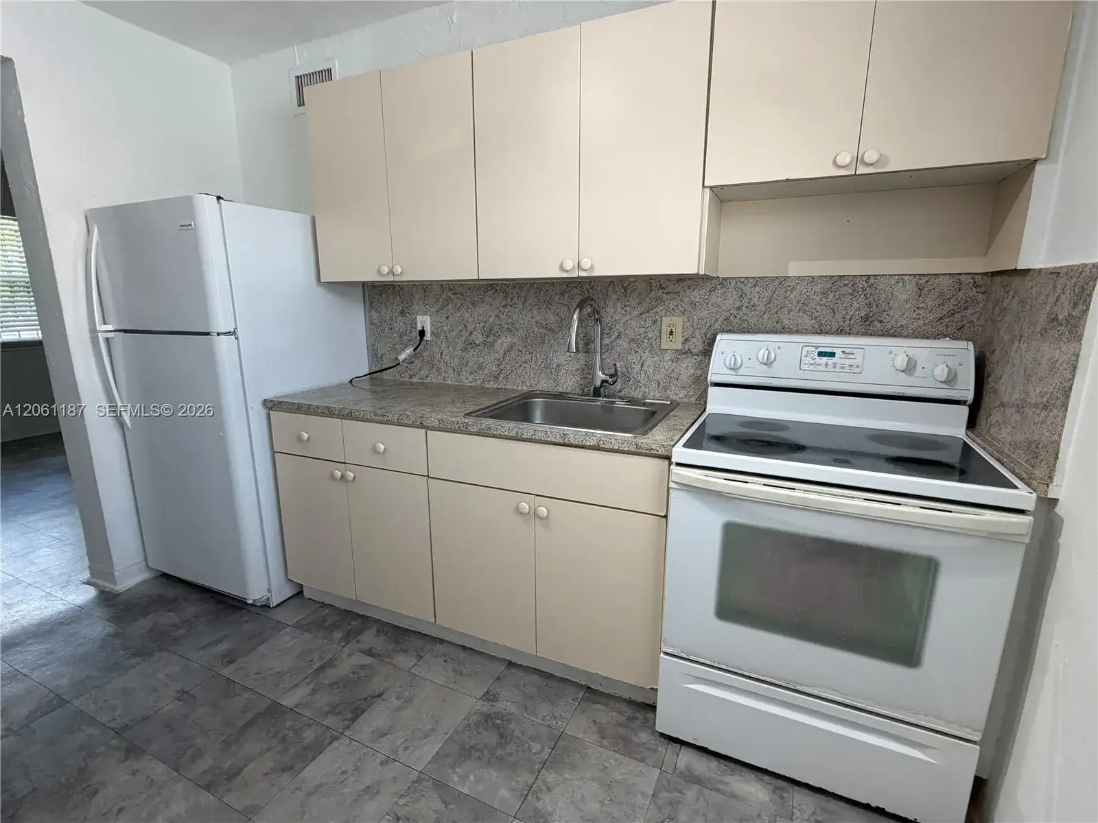 739 SW 9th St # 4, Miami FL 33130 photo 3