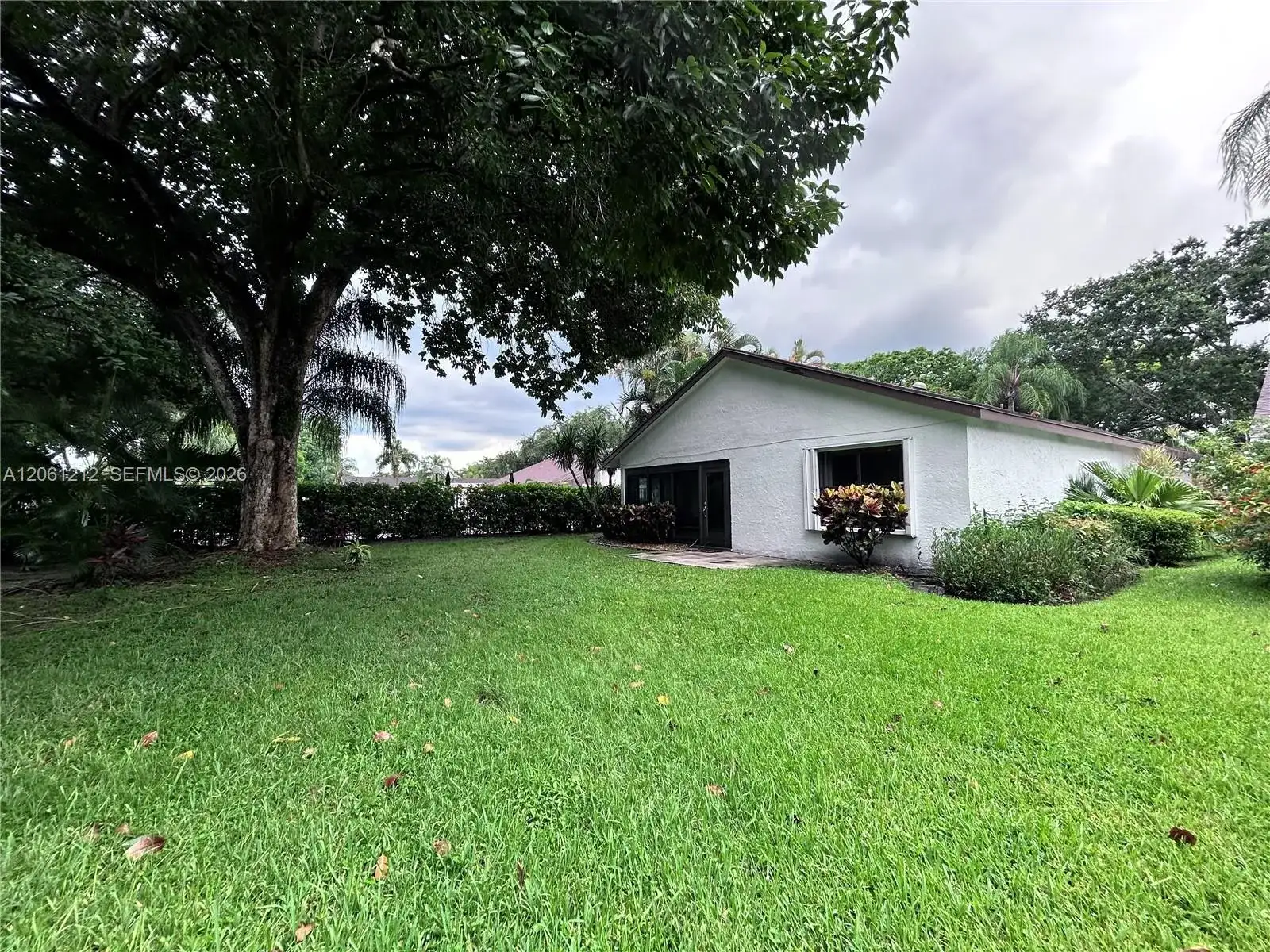 2560 Calamondin Cir, Coconut Creek FL 33063 photo 4