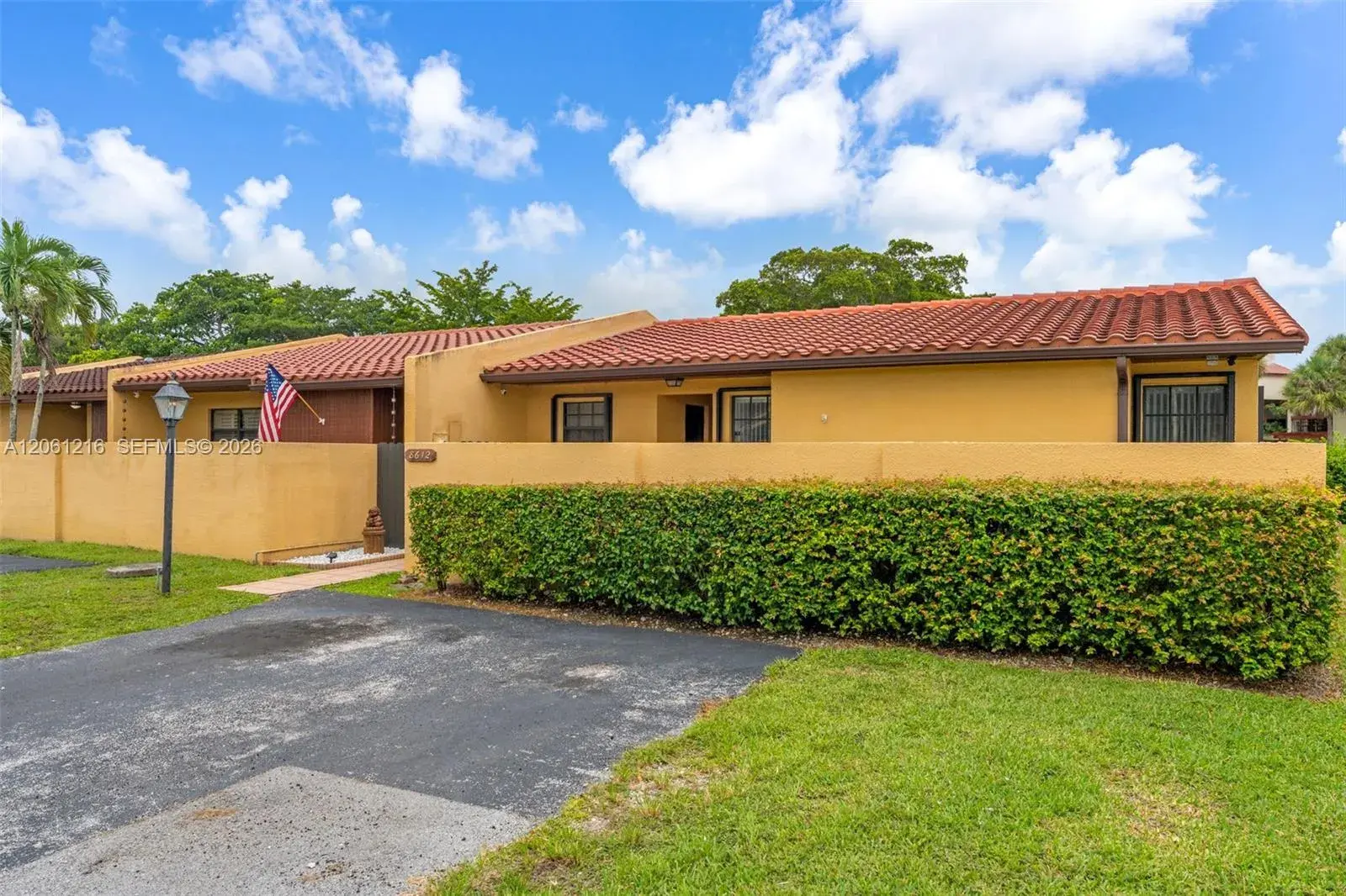 8612 SW 148th Pl, Miami FL 33193