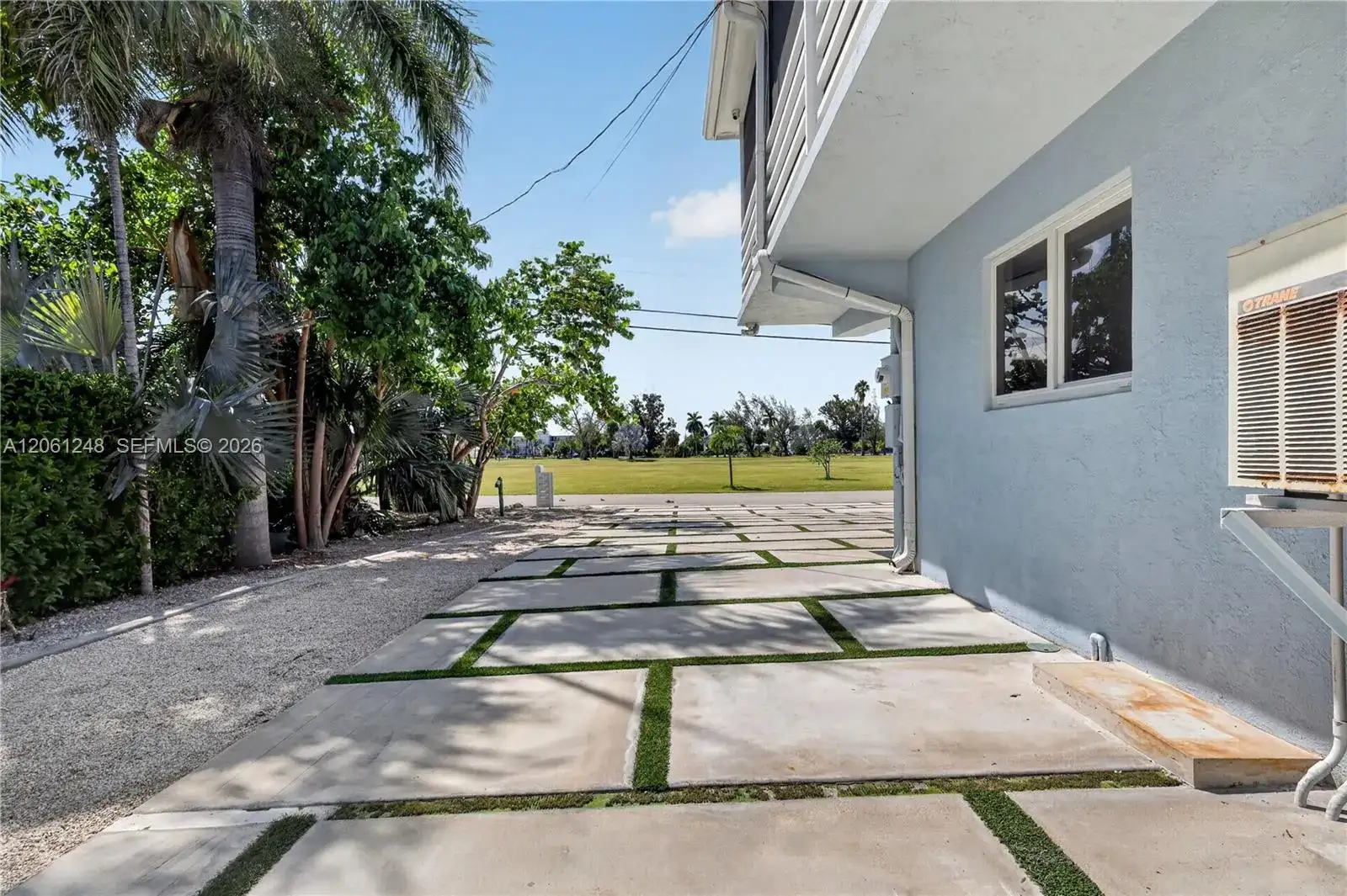 2557 Sombrero Blvd, Marathon FL 33050 photo 2