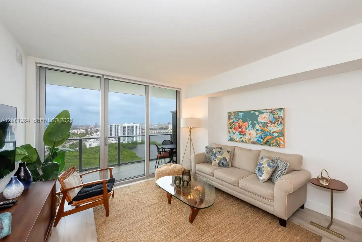 16385 Biscayne Blvd # 2904, North Miami Beach FL 33160 photo 5