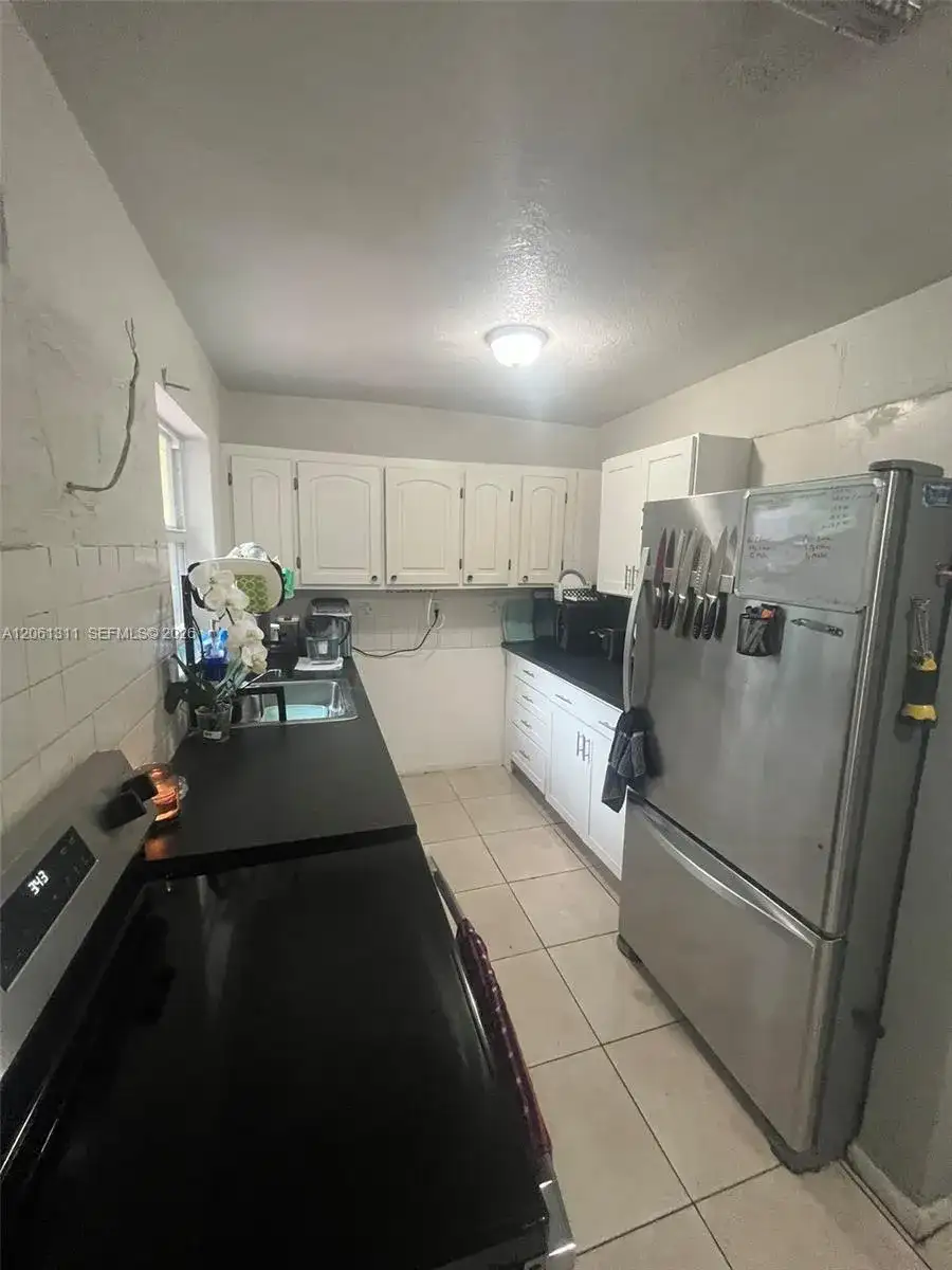 240 NE 23rd Ct, Pompano Beach FL 33060 photo 3