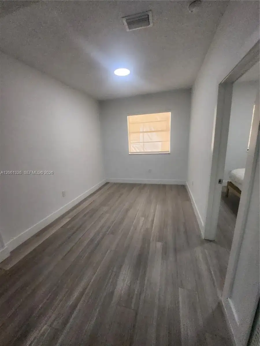 2700 Collins Ave # 110, Miami Beach FL 33140 photo 3