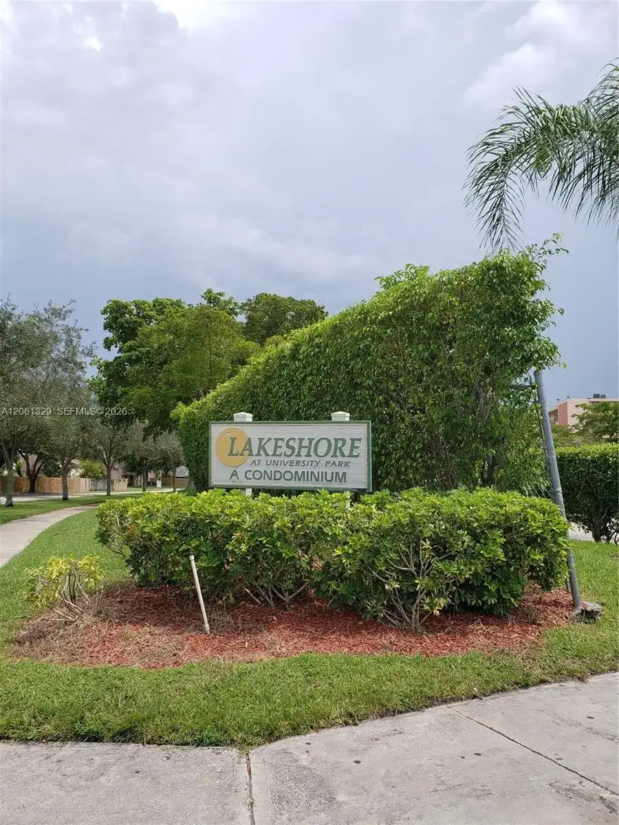 8550 N Sherman Cir # 303, Miramar FL 33025