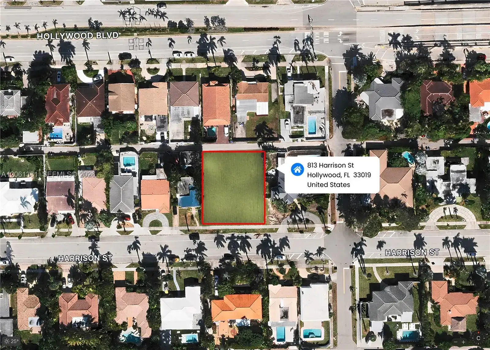 813 Harrison St, Hollywood FL 33019 photo 2