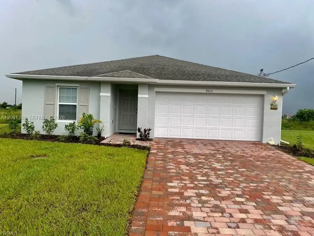 9013 Ike Ct, La Belle FL 33935