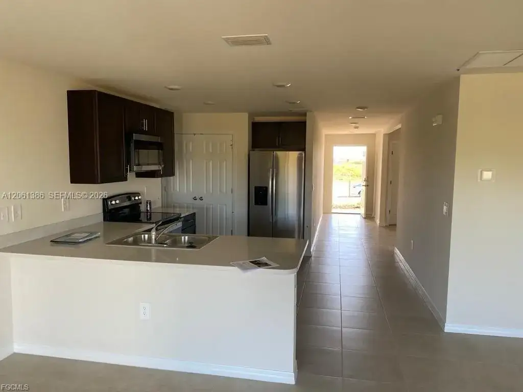 9013 Ike Ct, La Belle FL 33935 photo 3
