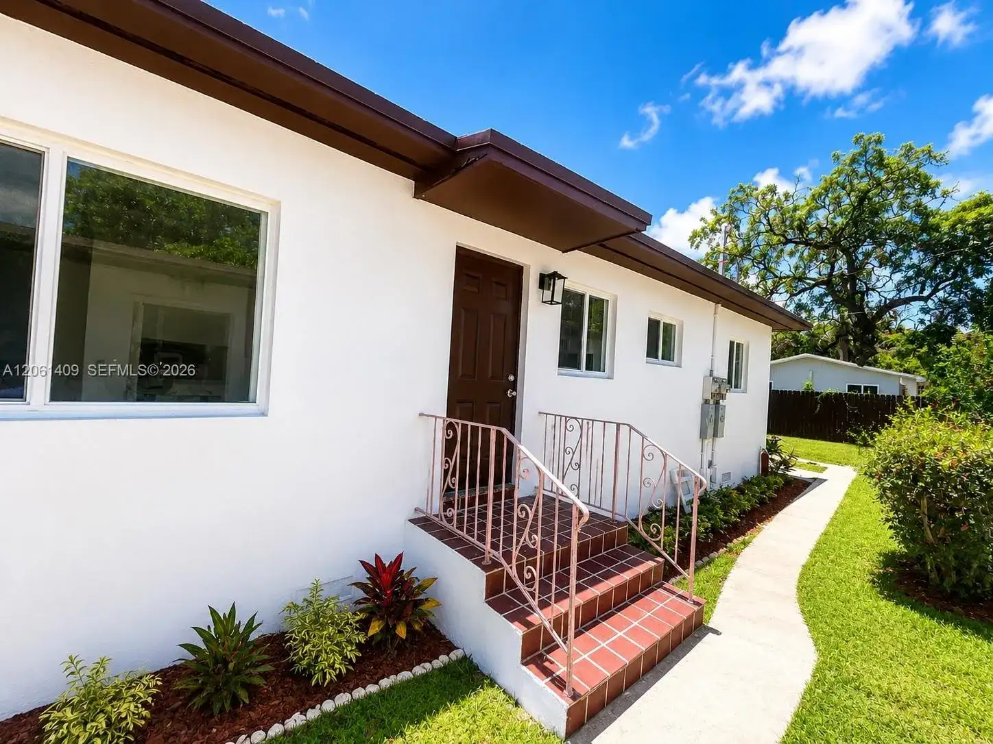 750-752 NW 52nd St, Miami FL 33127 photo 4