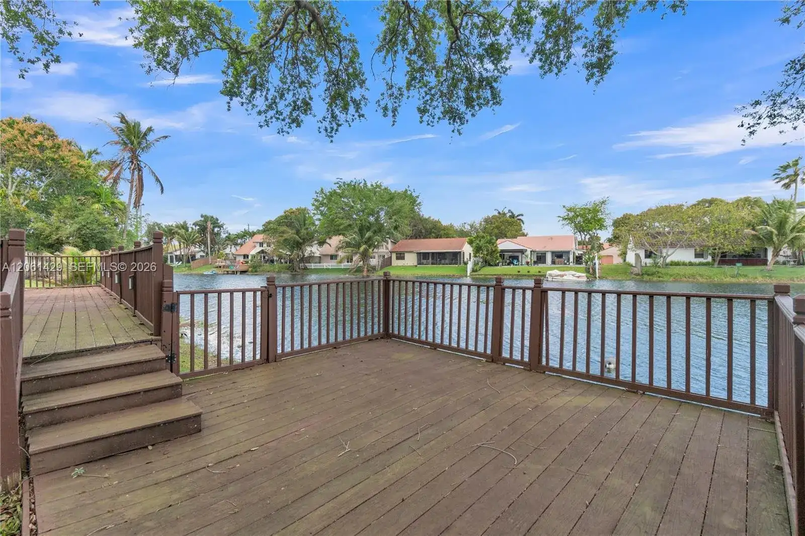 2905 Begonia Way, Cooper City FL 33026 photo 2