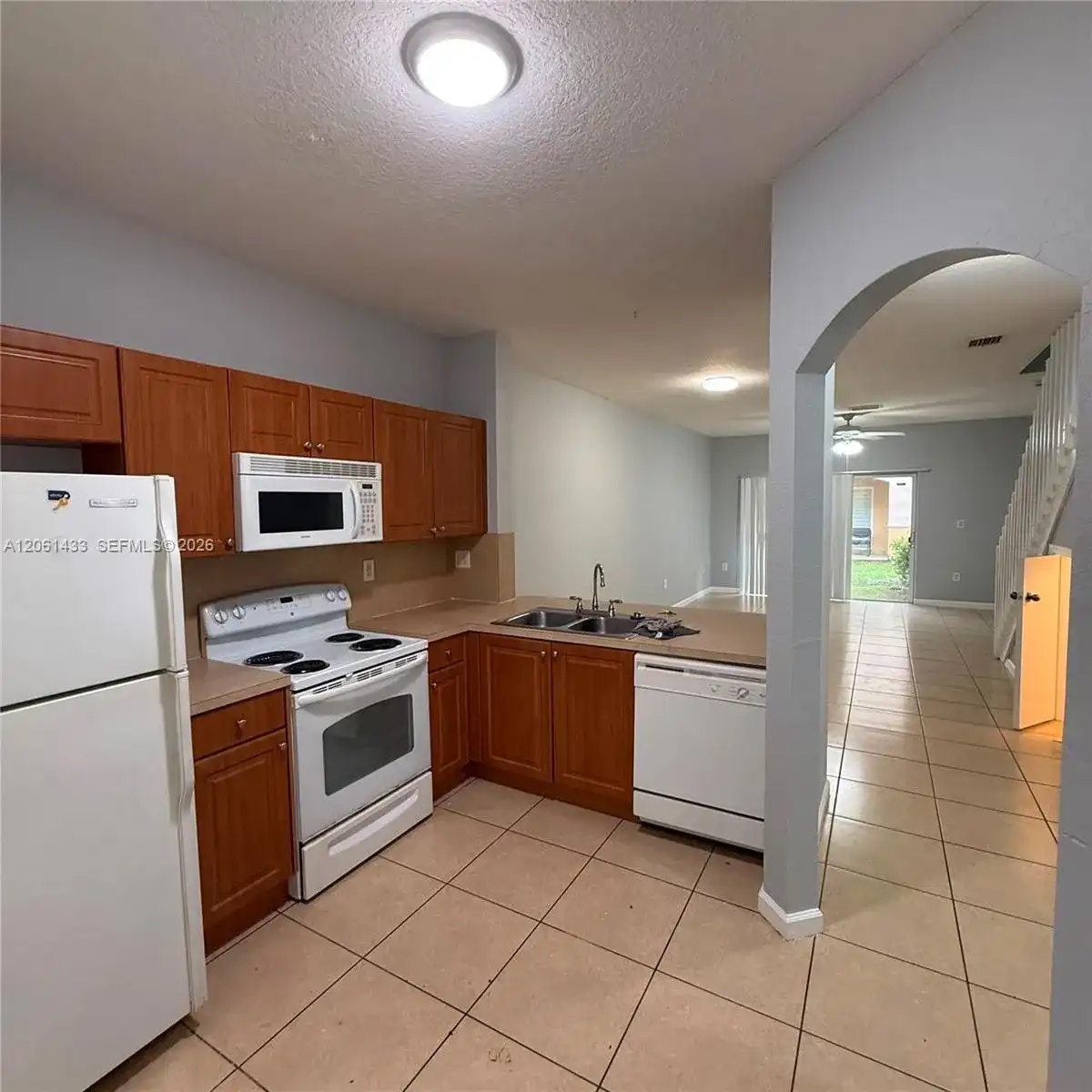 8811 S ISLES CR # 8811, Tamarac FL 33321