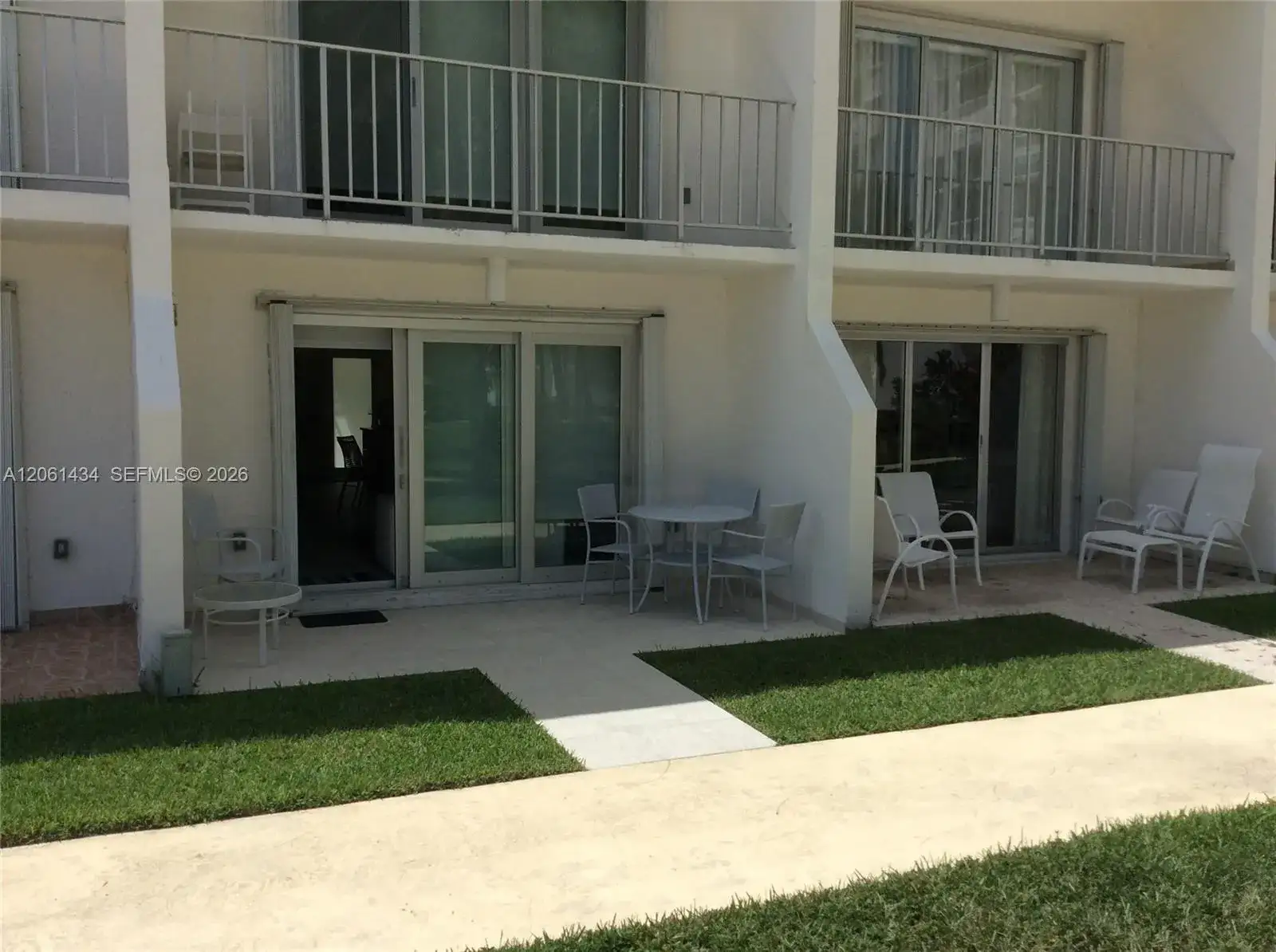 881 Ocean Dr, Key Biscayne FL 33149 photo 2